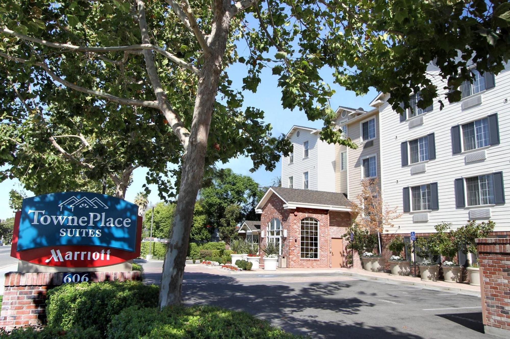 Towneplace Suites by Marriott Sunnyvale Silicon Valley Exterior photo